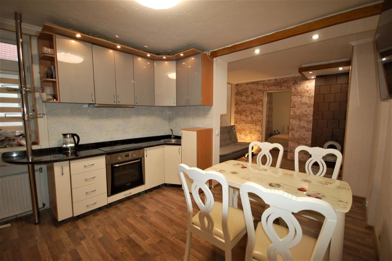 Ludvika Elegance Apartment Liepāja Buitenkant foto