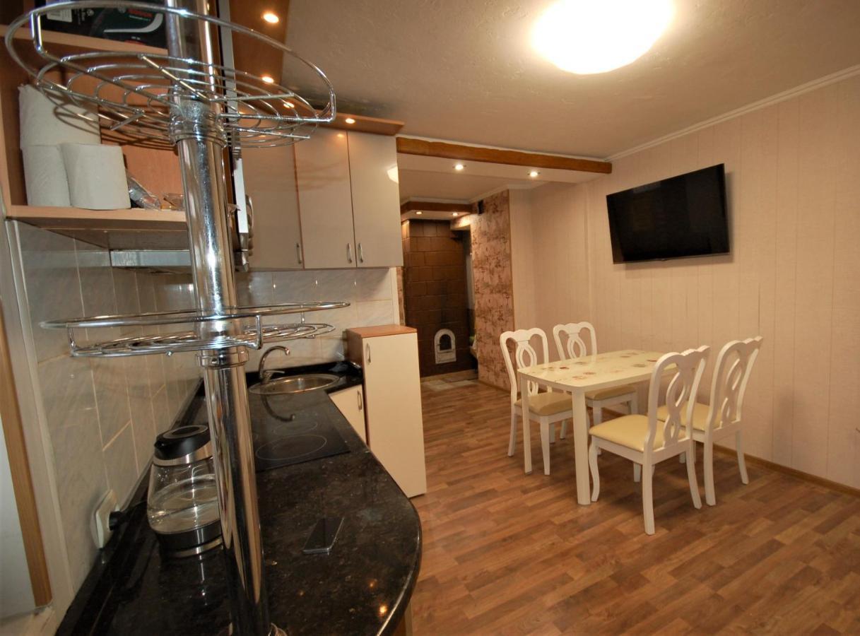 Ludvika Elegance Apartment Liepāja Buitenkant foto